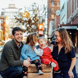 Meet your Posher, Dakota